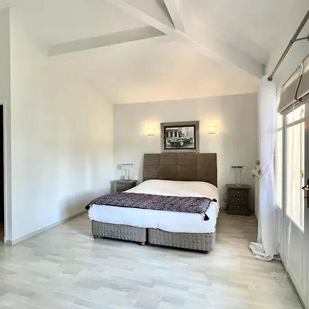 Peaceful 5-br 3bath - Pool - Near Downtown * Cannes