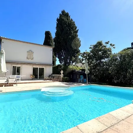 Vakantiehuis Peaceful 5-br 3bath - Pool - Near Downtown Cannes