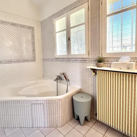 Peaceful 5-br 3bath - Pool - Near Downtown