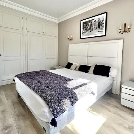 Peaceful 5-br 3bath - Pool - Near Downtown Hébergement de vacances *